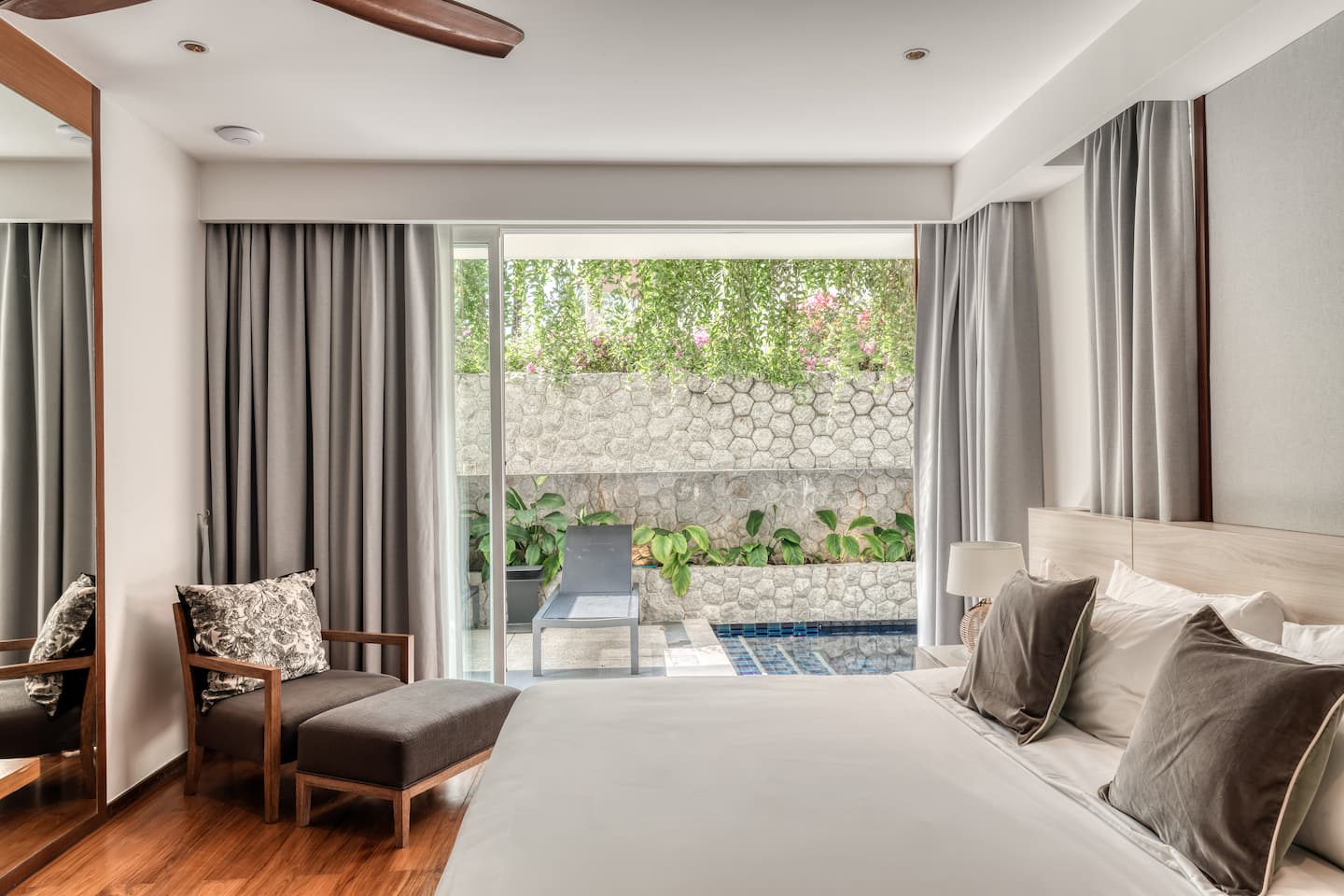 Bedroom opening onto the private pool terrace
